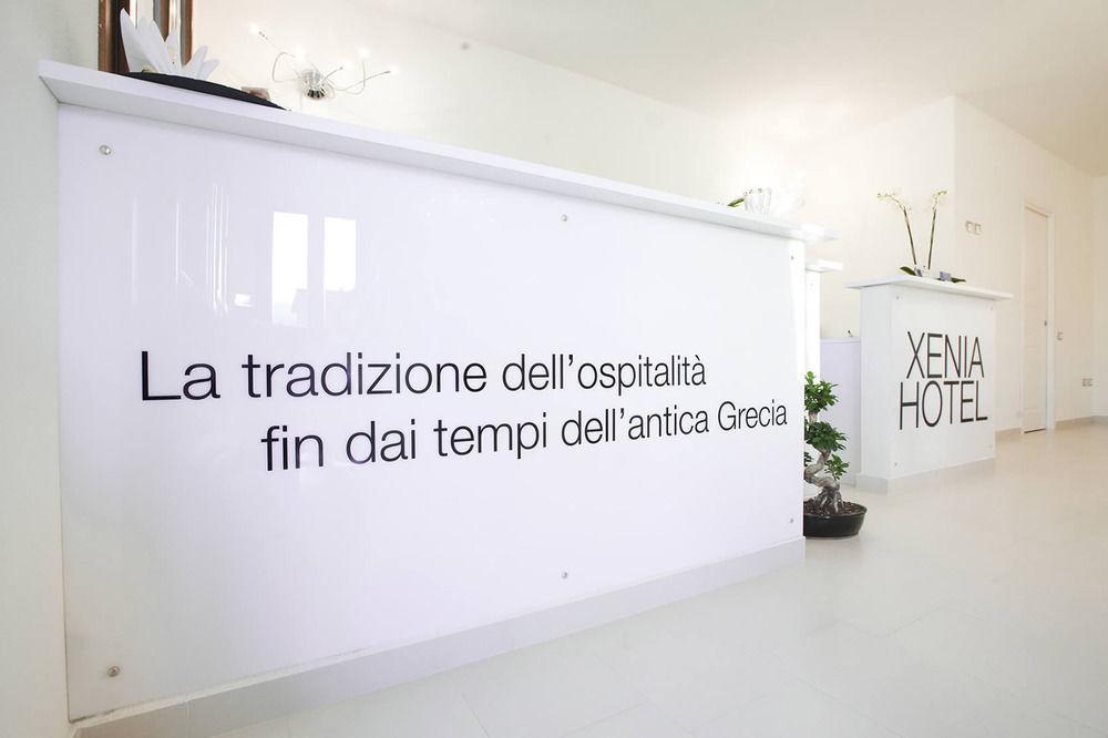 Xenia Hotel 3*